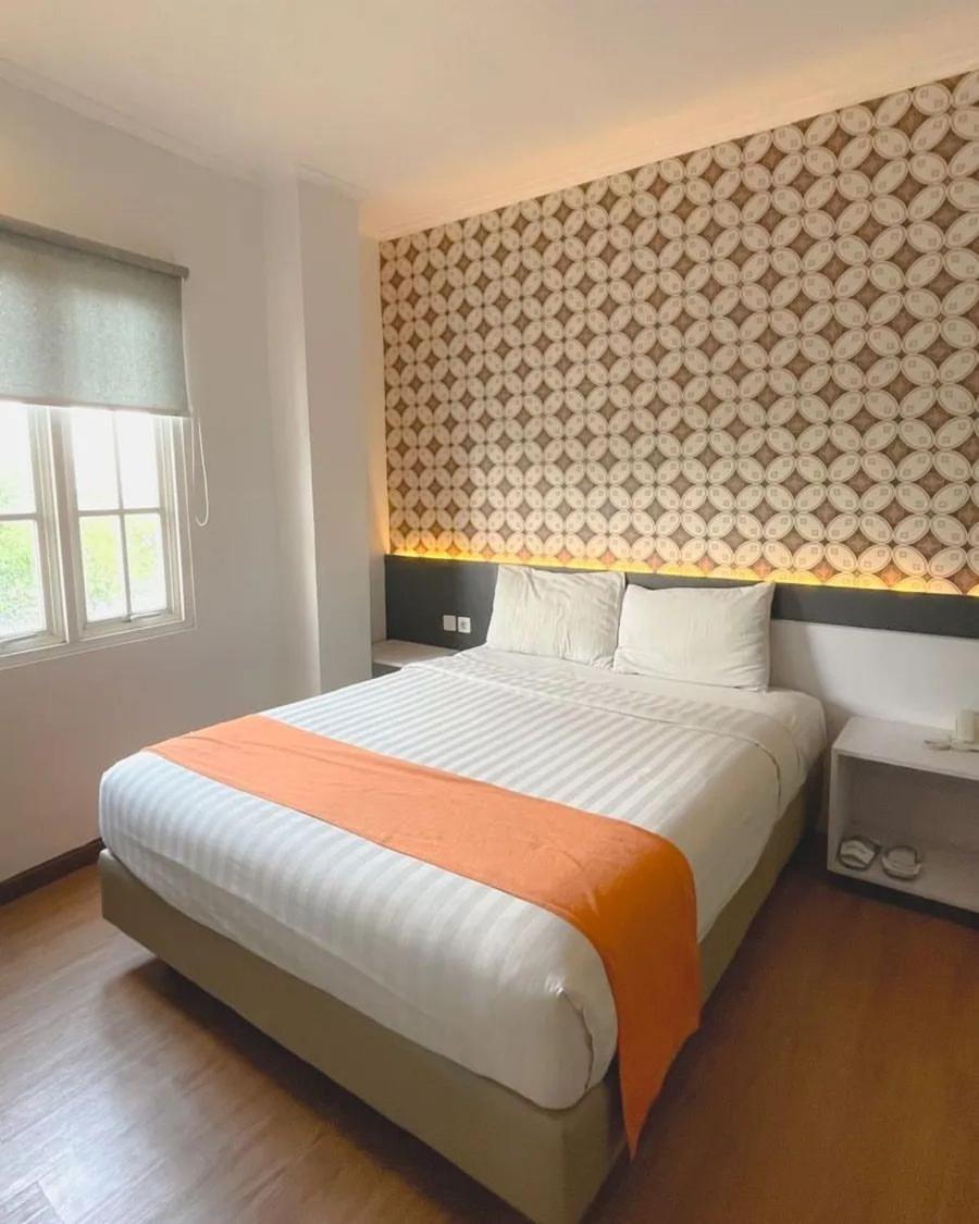 Front One Boutique Tugu Muda Semarang Otel Dış mekan fotoğraf